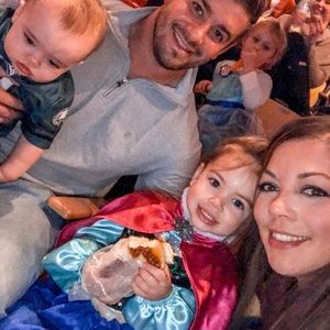 Meet your Posher, Vicki